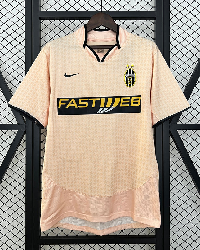 Juventus 2003/04 Away Shirt