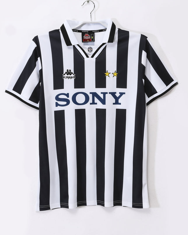 Juventus 1995/97 Home Shirt