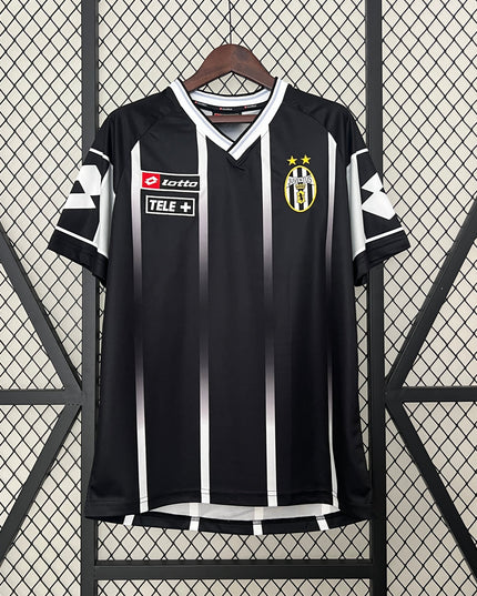 Juventus 2000/01 Training Shirt