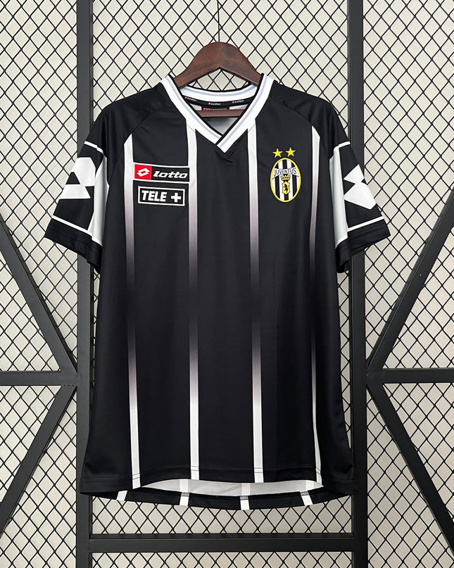 Juventus 2000/01 Training Shirt