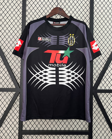 Juventus 2001/02 Goalkeeper Shirt