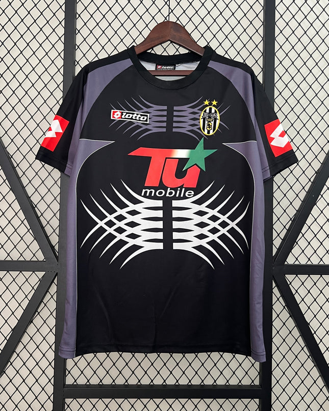 Juventus 2001/02 Goalkeeper Shirt