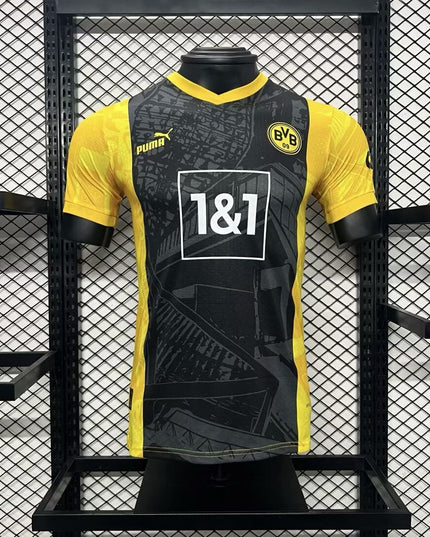 Borussia Dmund. Retro 2024 Player Issue Kit