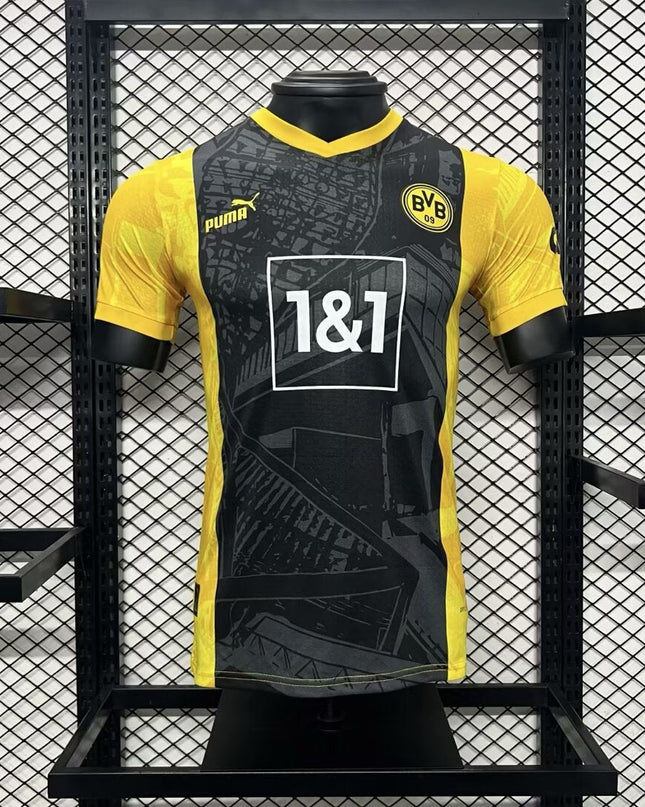 Borussia Dmund. Retro 2024 Player Issue Kit