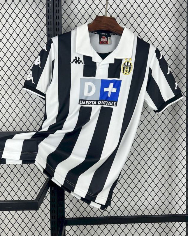 Juventus 1999/00 Home Shirt