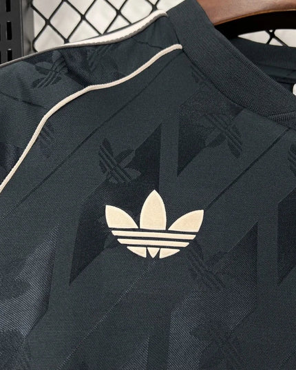 Real Madrid Lifestyle 24/25 Shirt