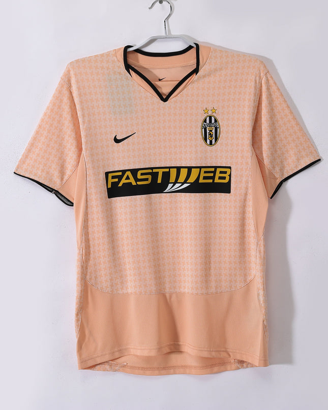 Juventus 2003/04 Away Shirt