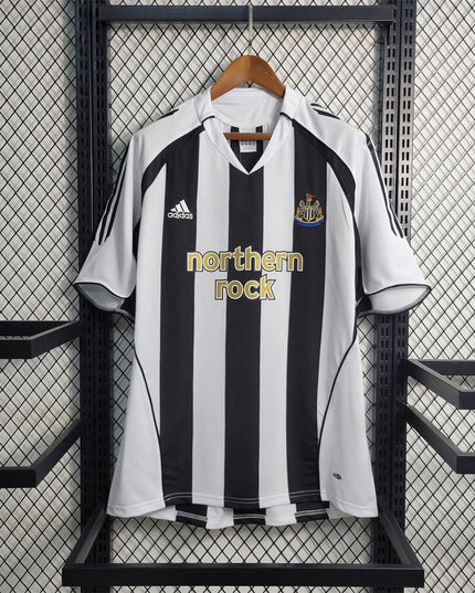 Newcastle United 2004/06 Home Shirt