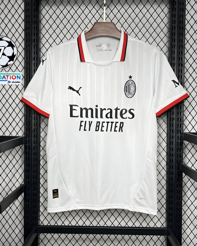 Camiseta de visitante del AC Milan 24/25