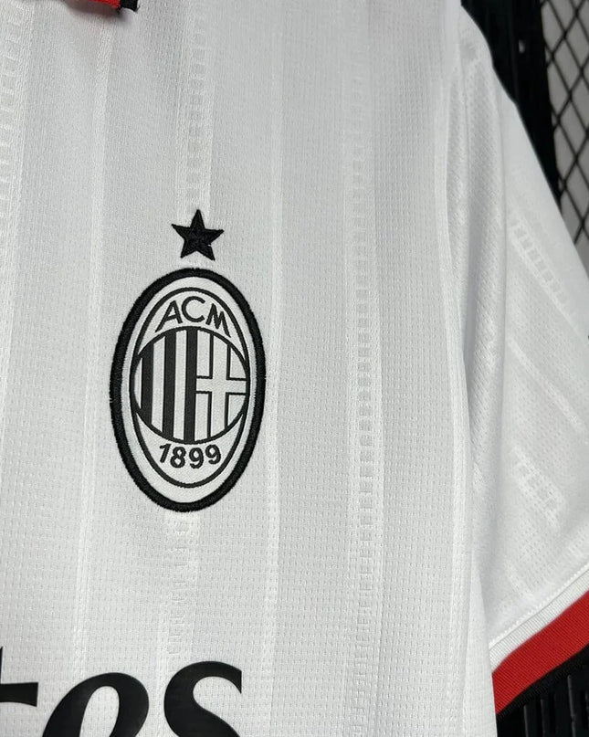 Camiseta de visitante del AC Milan 24/25