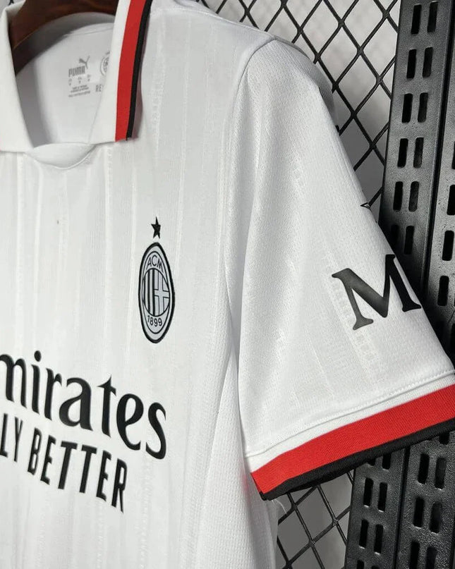 Camiseta de visitante del AC Milan 24/25