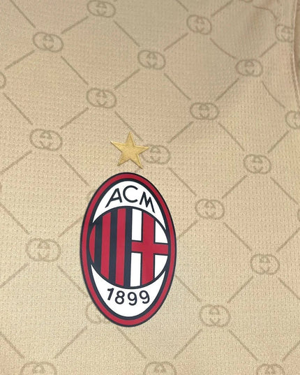 Camiseta especial de marca compartida Gucci del AC Milan 24/25