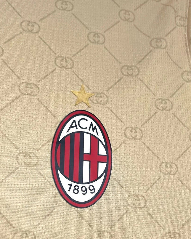 Camiseta especial de marca compartida Gucci del AC Milan 24/25