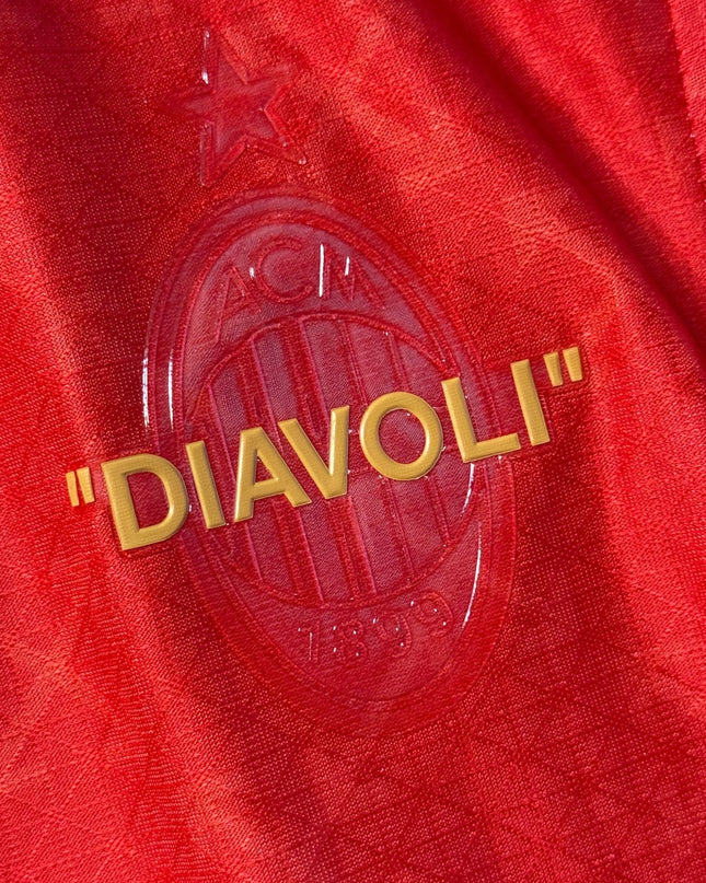 Camiseta especial roja 24/25 del AC Milan × OFF-White