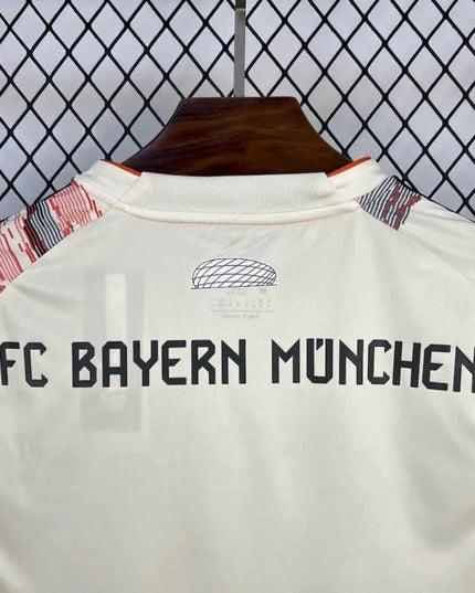 Bayern Munich 2025 Away Shirt