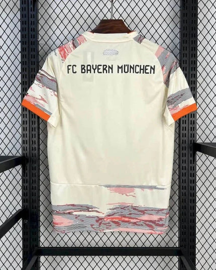 Bayern Munich 2025 Away Shirt