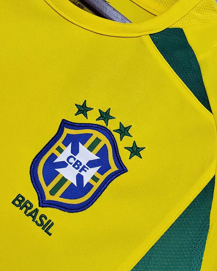 Camiseta local de Brasil 02/03