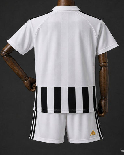 Juventus 26/27 Home Kids Kit