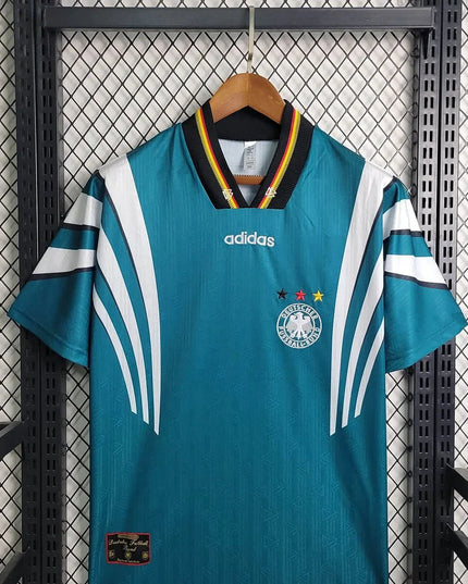 Camiseta de visitante de Alemania 96/97
