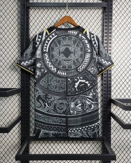 Camiseta negra especial Italia 24/25