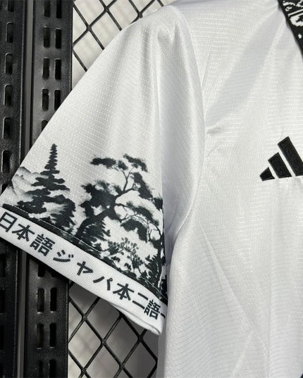 Camiseta de dolor especial de Japón × Naruto 24/25 