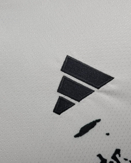 Camiseta especial de Zoro de One Piece, Japón 24/25