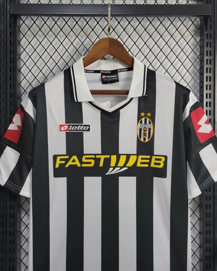 Juventus 01/02 Home Shirt