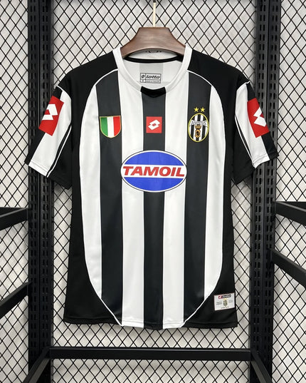 Juventus 02/03 Home Shirt