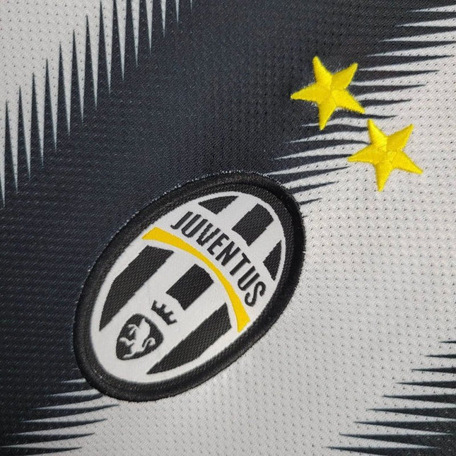 Juventus 10/11 Home Shirt