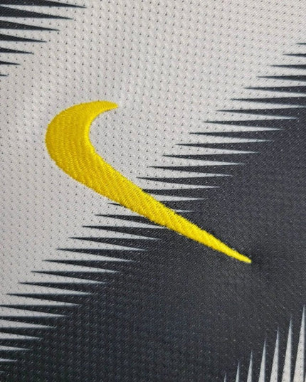 Juventus 10/11 Home Shirt