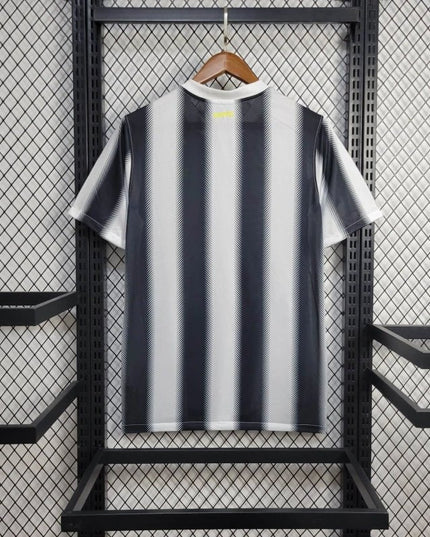 Juventus 10/11 Home Shirt