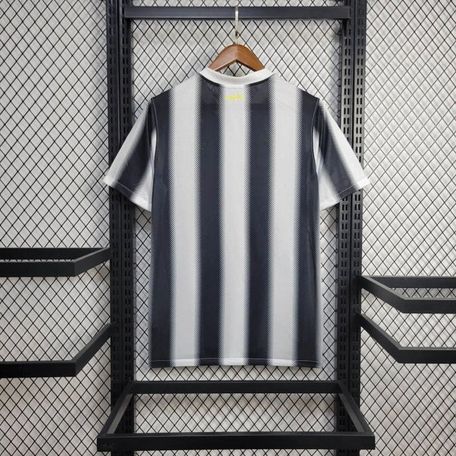 Juventus 10/11 Home Shirt