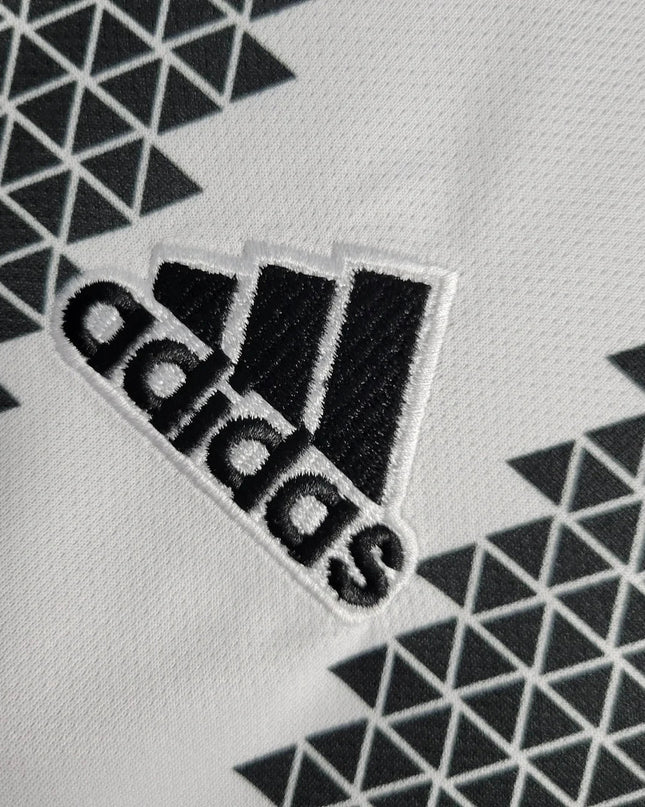 Juventus 22/23 Home Shirt