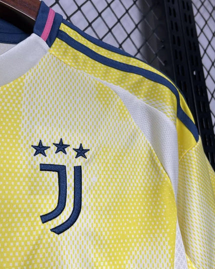 Juventus 24/25 Away Shirt