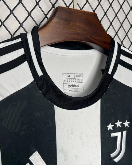 Juventus 24/25 Home Shirt