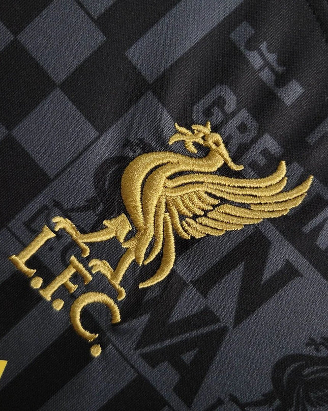 Camiseta especial Liverpool × LeBron 24/25