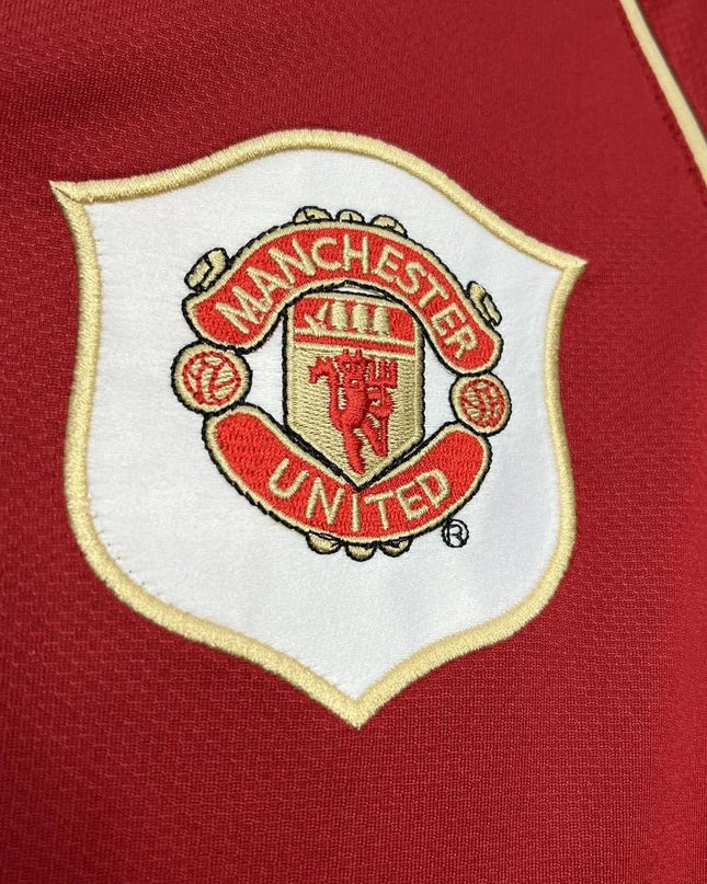 Camiseta local del Manchester United 06/07