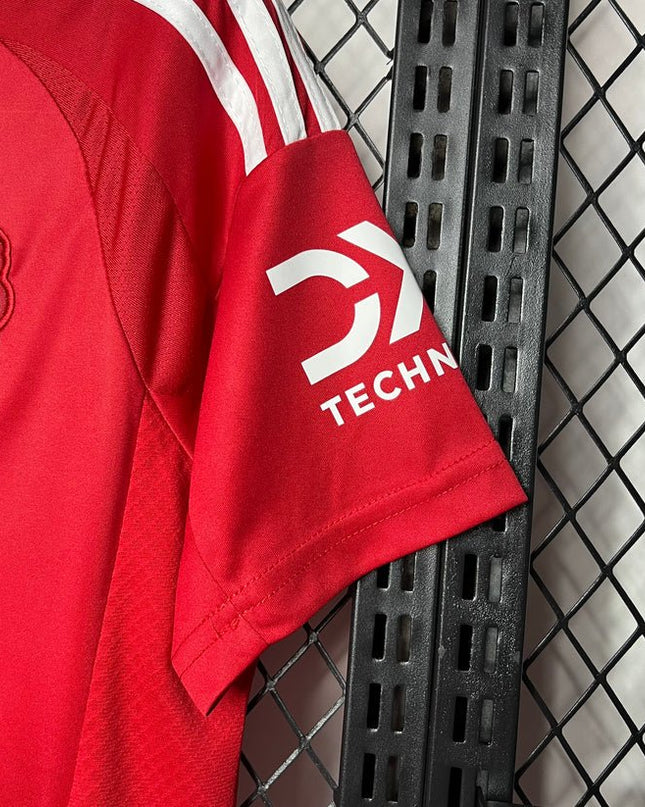 Camiseta local del Manchester United 24/25