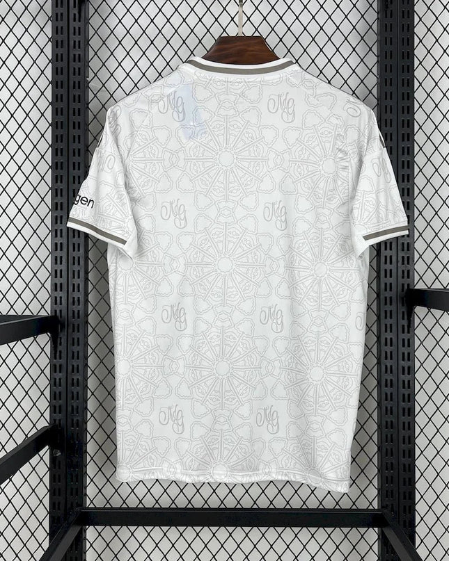 Nottingham 2025 Away Shirt