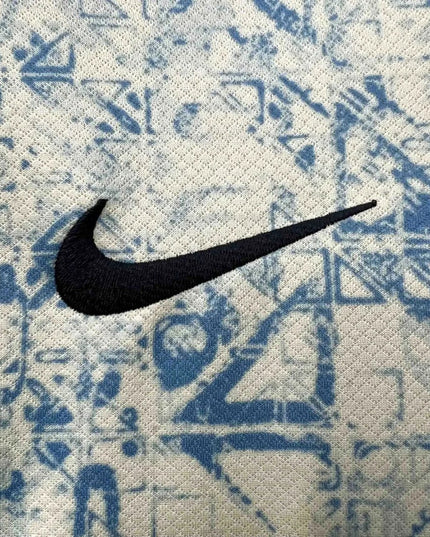 Camiseta de visitante de Portugal 24/25