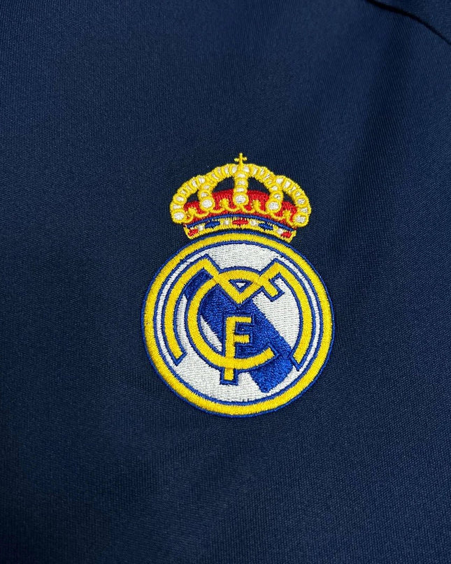 Camiseta visitante del Real Madrid 05/06 