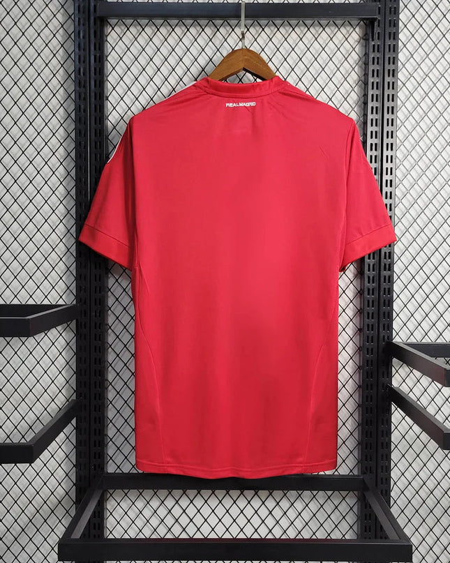 Camiseta especial tercera equipación del Real Madrid 11/12