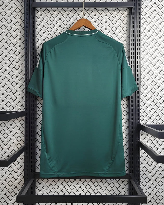 Camiseta especial tercera equipación del Real Madrid 12/13 