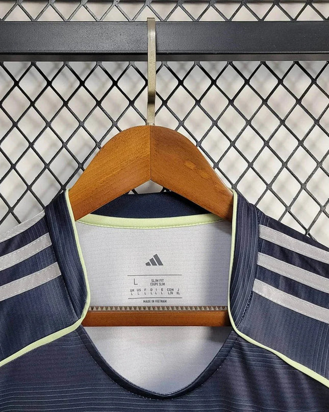 Real Madrid 2025 Away Shirt