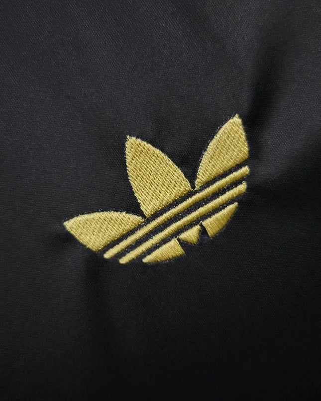 Real Madrid 2025 Gold Dragon Special Shirt