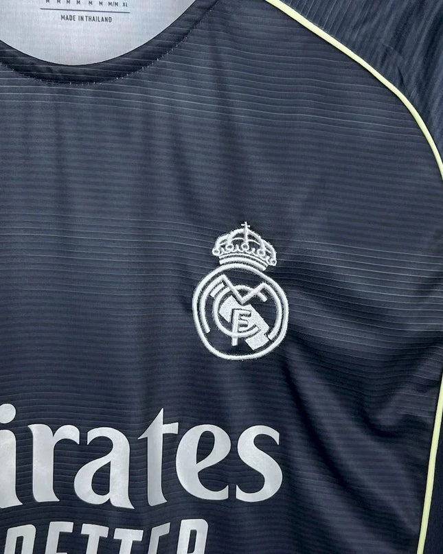 Real Madrid 2025 L/S Away Shirt
