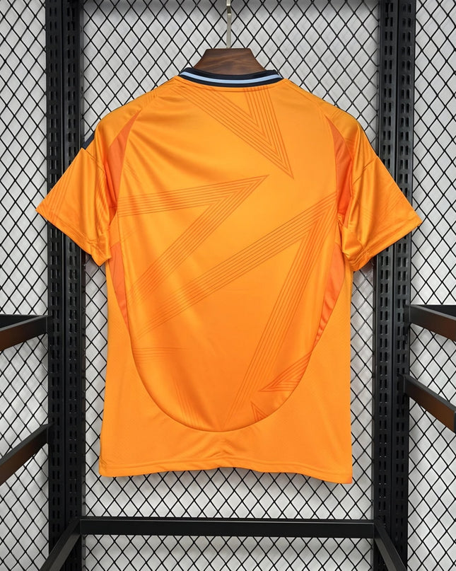 Camiseta de visitante del Real Madrid 24/25