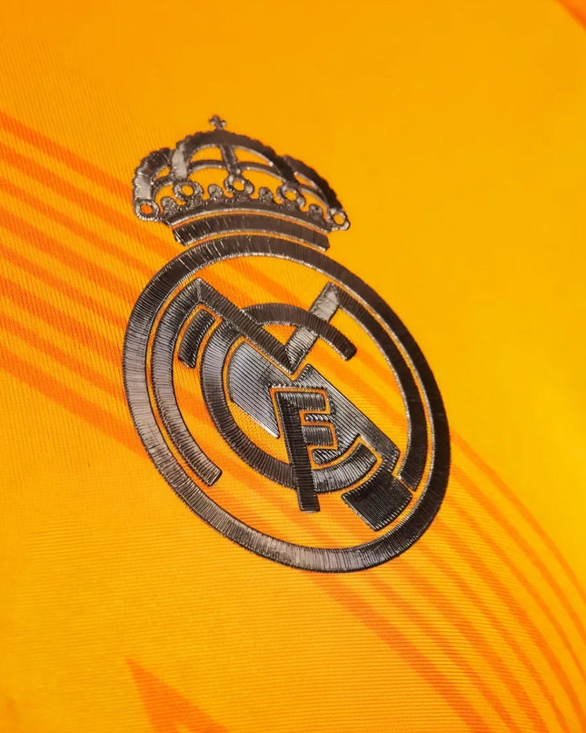 Camiseta de visitante del Real Madrid 24/25
