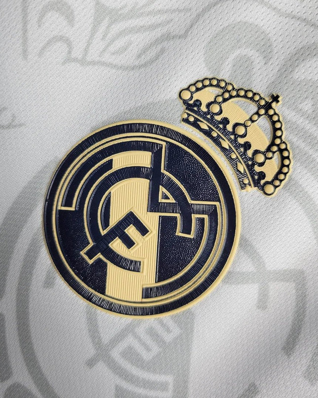 Camiseta especial Elegancia Imperial del Real Madrid 24/25