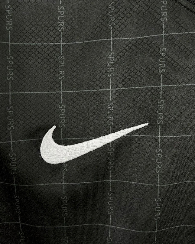 Tottenham 2025 Away Shirt
